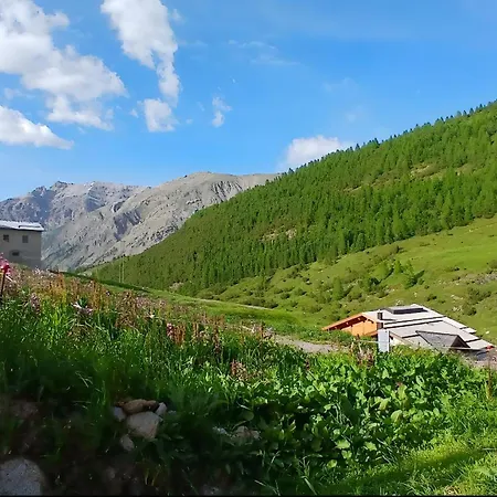 Nido Tra Le Valli 公寓